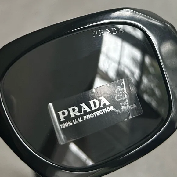 Prada PR 17WS 1AB5SO Runway Symbole Rectangular Sunglasses, Black/Dark Grey NWT - Picture 6 of 17